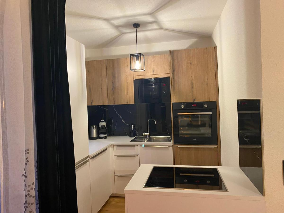Apartment Am Wasserfall Mit Sauna & Top-Lage Feldberg  Exterior photo